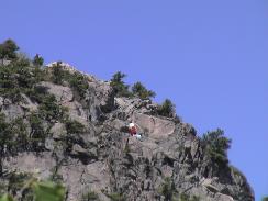 hikers_on_mountain1_thumb.jpg 8.6K
